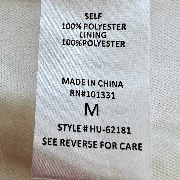 NWOT, White Fishnet Short Pleated Skirt by Charlotte Russe, Fully Lined, Size M - Picture 3 of 7